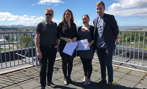 Styrkþegar ásamt Ásgeiri og Helga Frey
